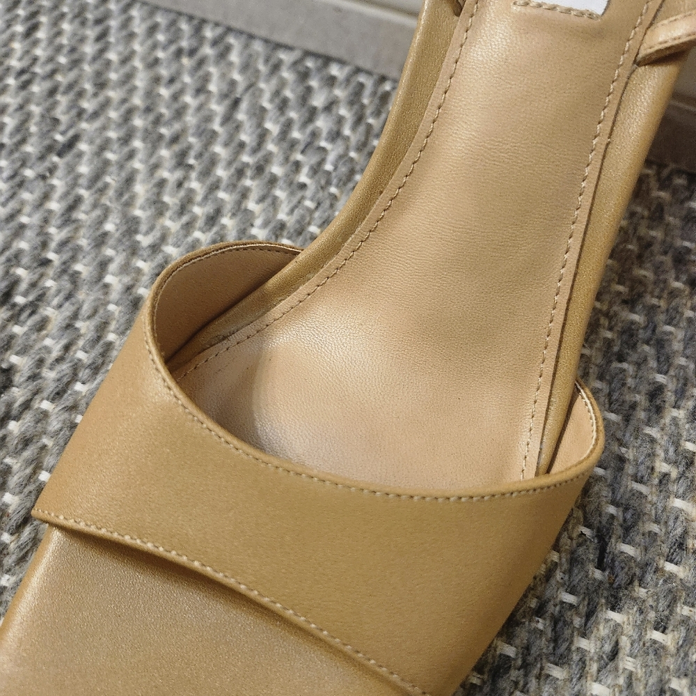 Steve Madden Beige Women's Sandals - Picture 5 of 6